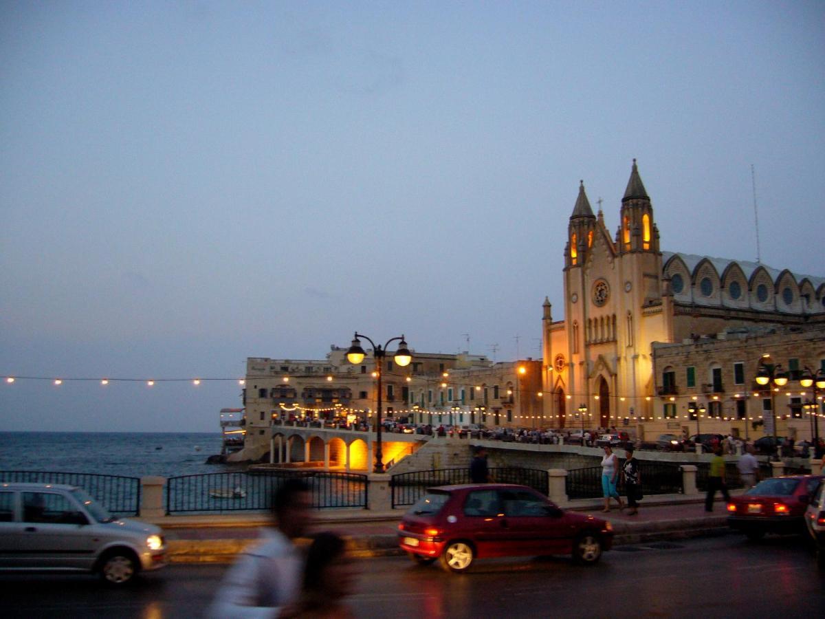 Holiday - Malta Balluta Beach Sliema Ngoại thất bức ảnh