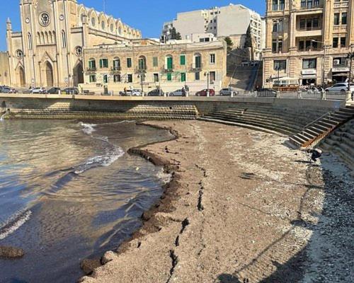 Holiday - Malta Balluta Beach Sliema Ngoại thất bức ảnh
